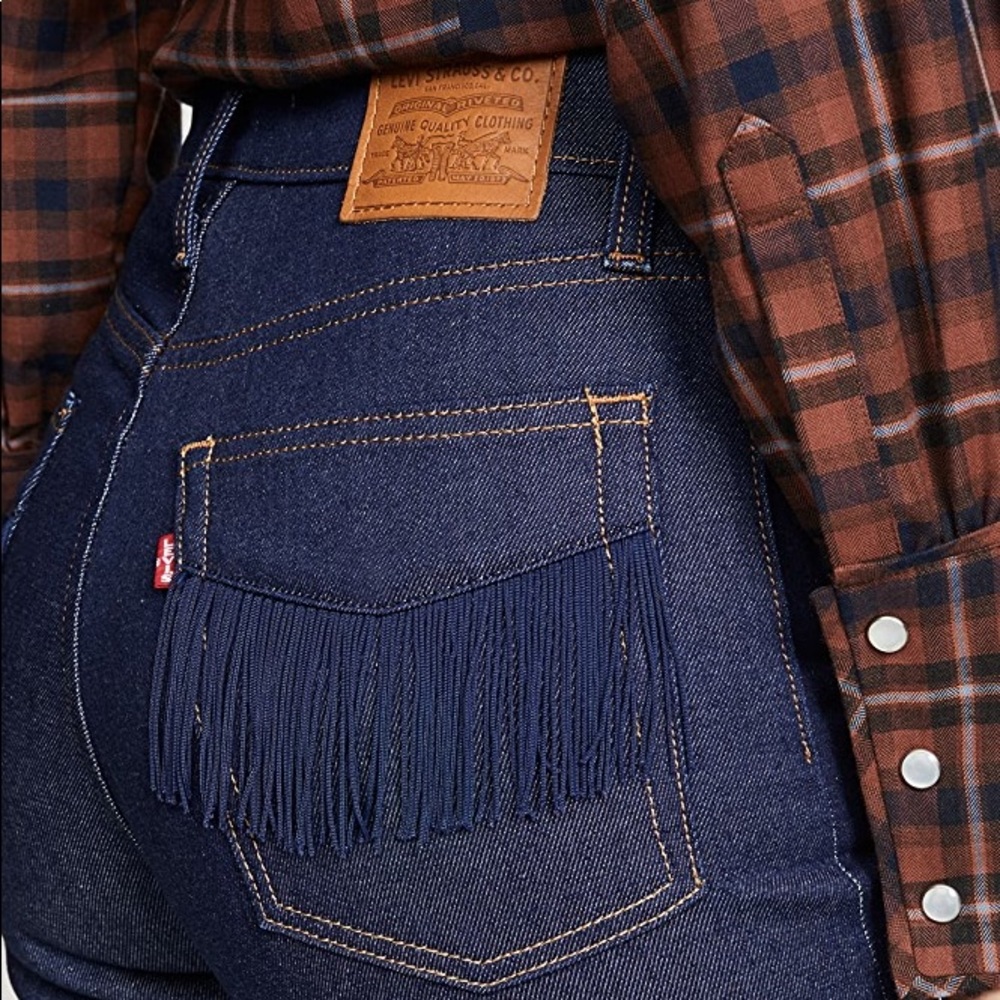 Levi’s Wedgie Straight with Fringe Pocket